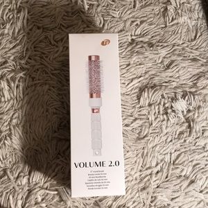 T3 Volume 2.0.  2” round brush. Metal core.